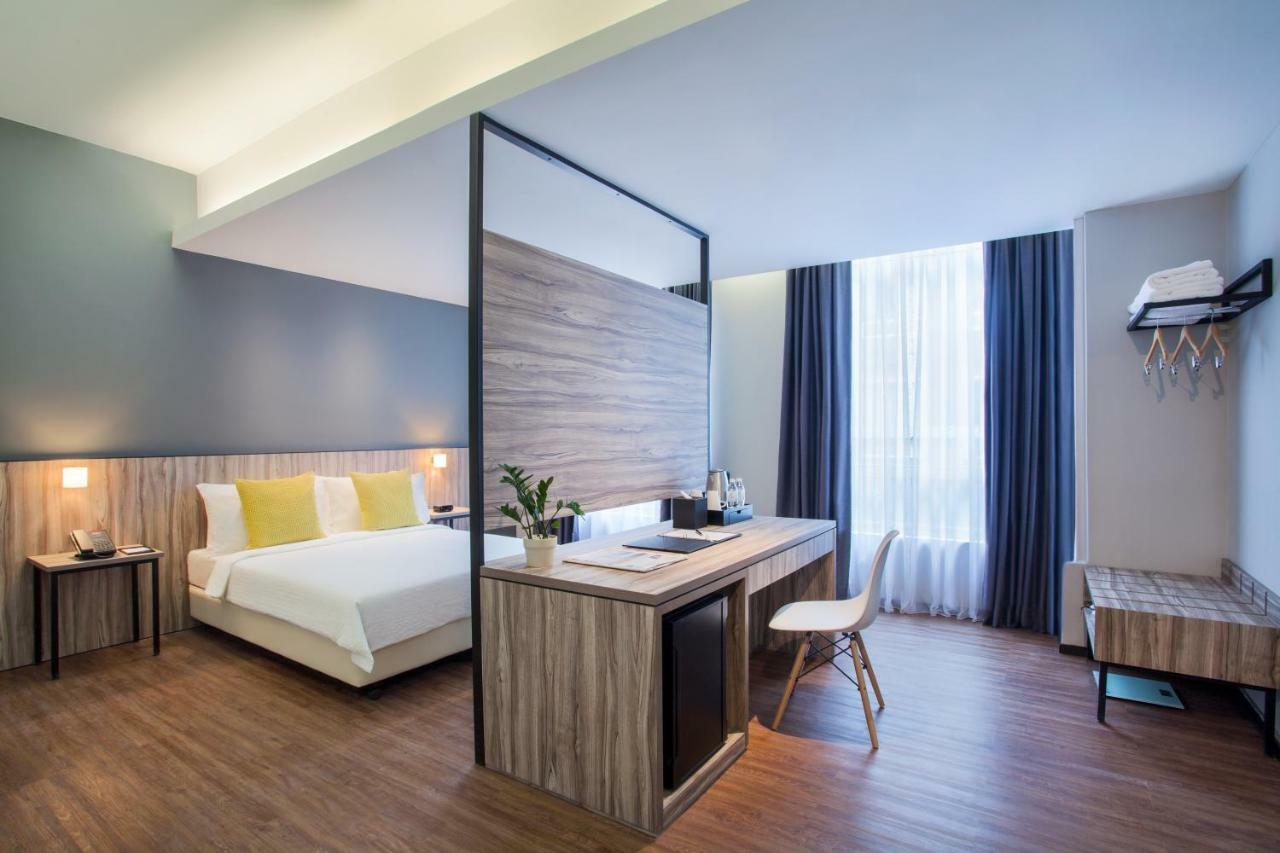 Days Hotel & Suites By Wyndham Kl - Chan Sow Lin Mrt Or Lrt Kuala Lumpur Exteriér fotografie